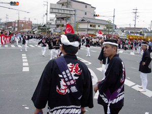 だんじり祭では警察官以外に年番の方もいます